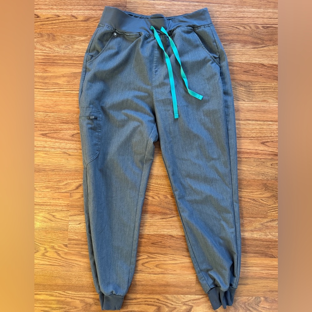 Figs Zamora Jogger Scrub Pants Graphite